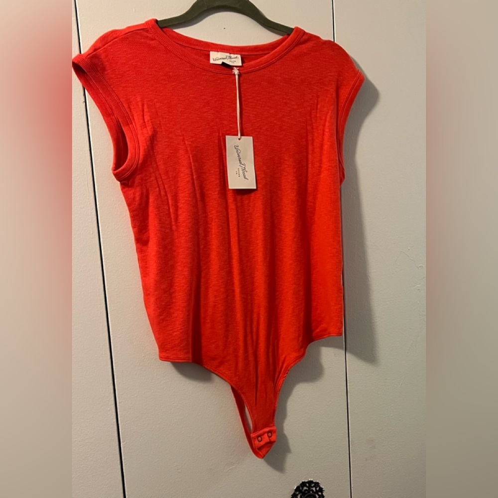🆕 Universal Thread Orange Sleeveless Fitted Bodysuit (SIZE XXL)